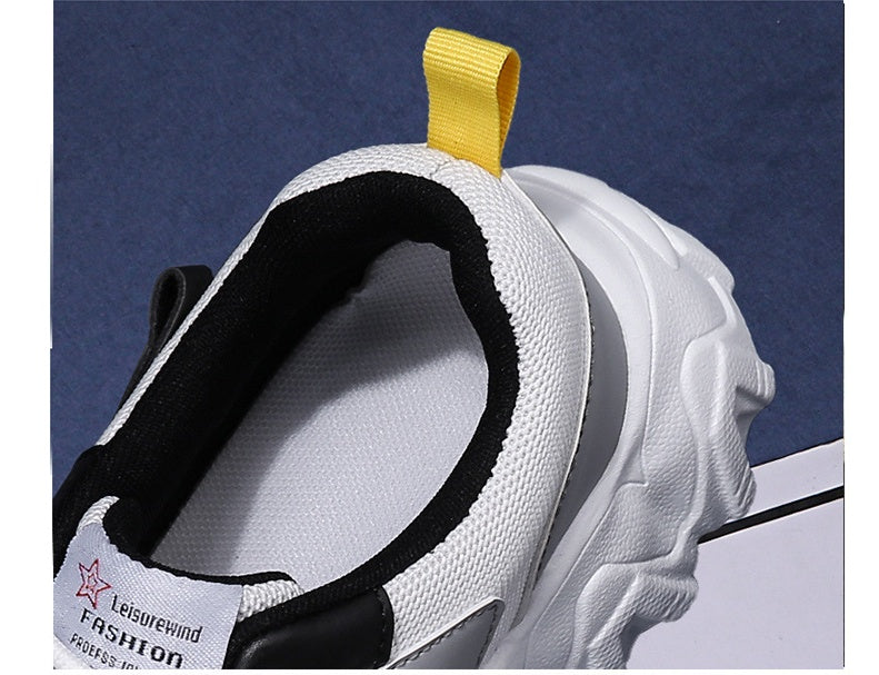 Breathable casual running shoes