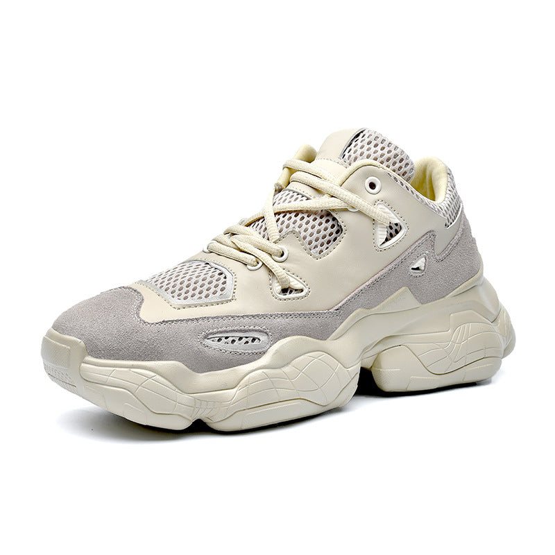 Sports style breathable casual shoes before running